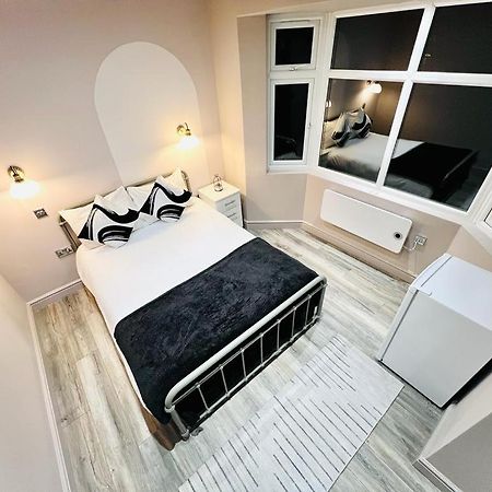 London Crescent House Top Location Ensuites Rooms Great Value ภายนอก รูปภาพ