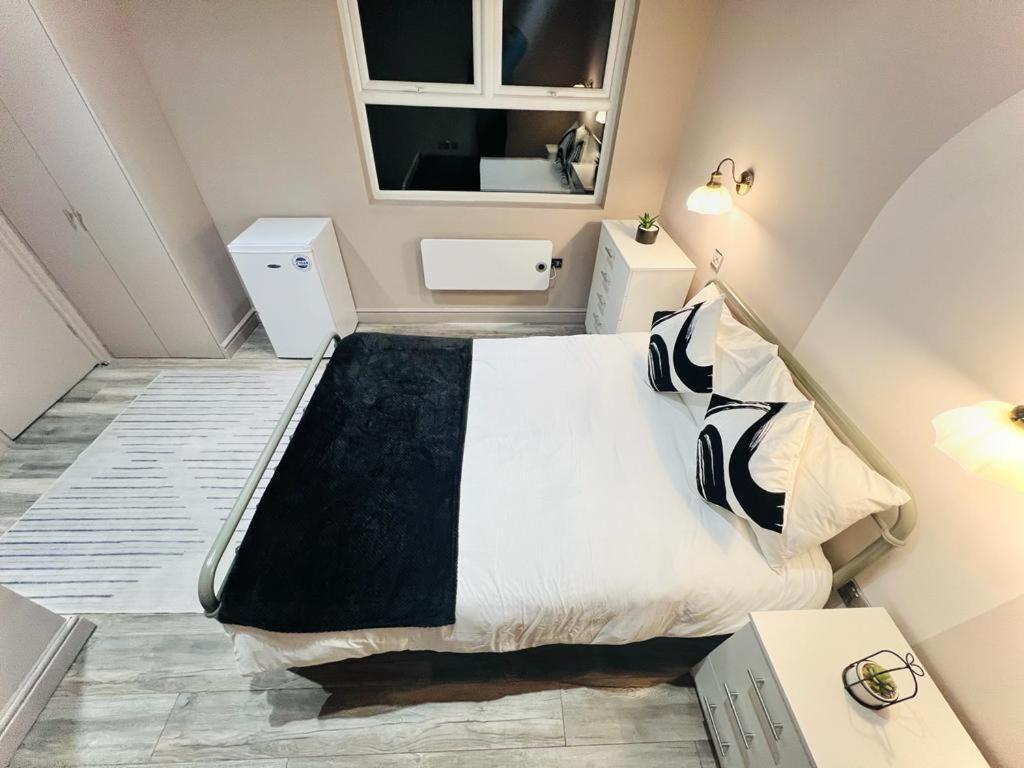 London Crescent House Top Location Ensuites Rooms Great Value ภายนอก รูปภาพ