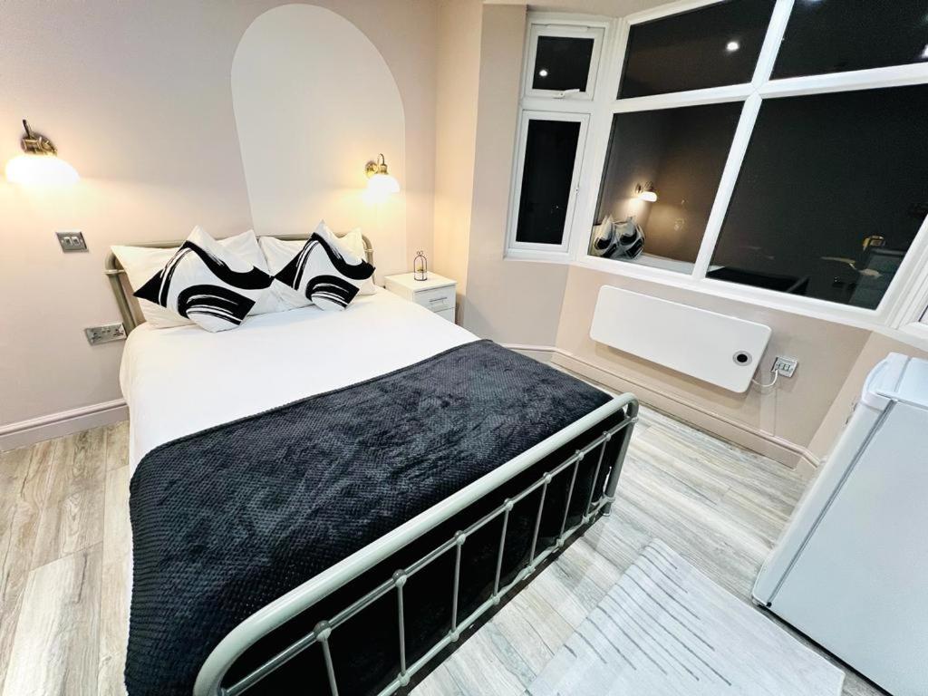 London Crescent House Top Location Ensuites Rooms Great Value ภายนอก รูปภาพ